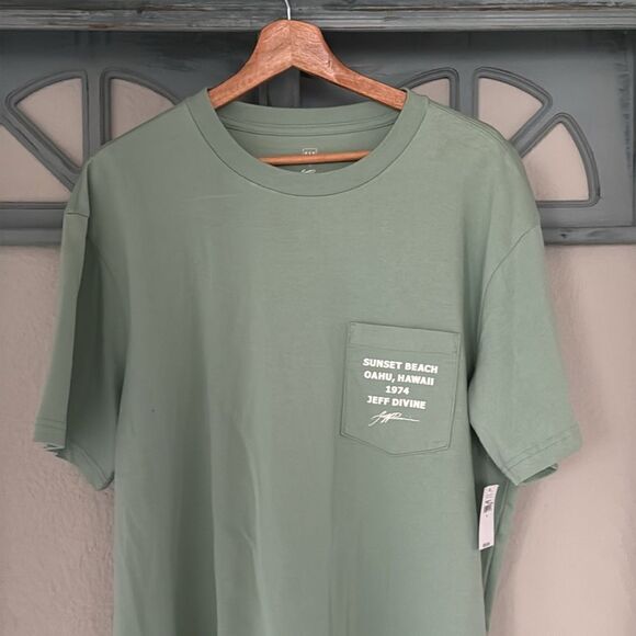 NWT Gap T Shirt Green Cotton Sunset Beach Hawaii L Front pocket Graphic - Picture 2 of 5